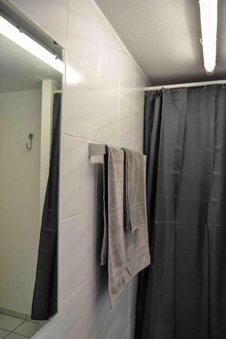 Schoene Dachgeschosswohnung Nahe Koeln Bagian luar foto