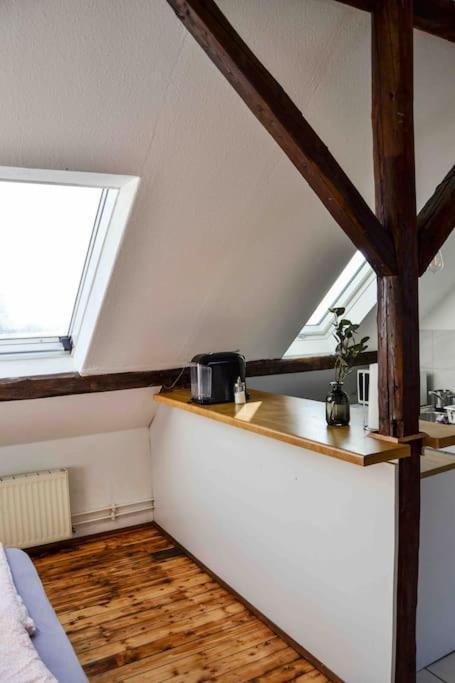Schoene Dachgeschosswohnung Nahe Koeln Bagian luar foto