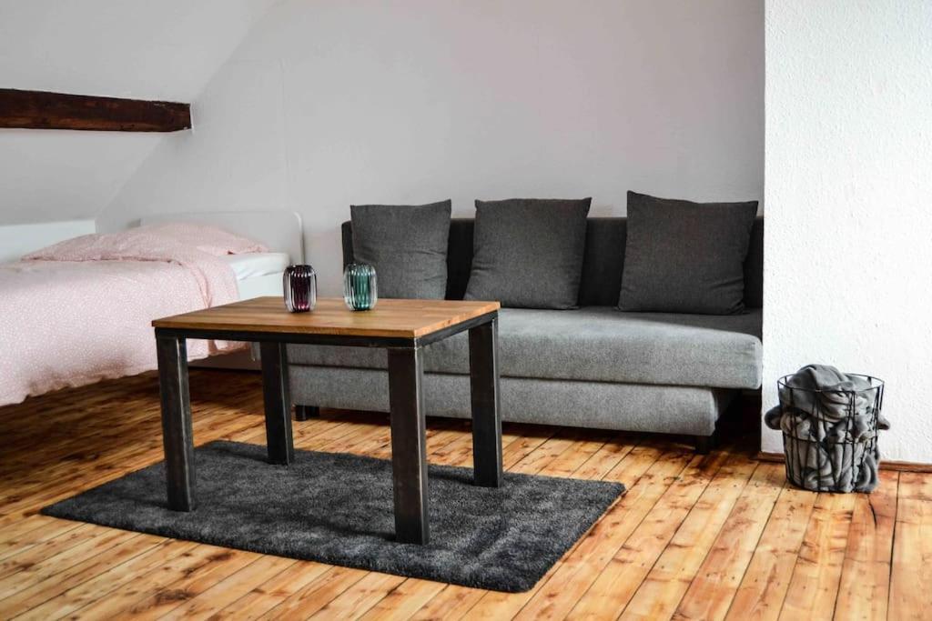 Schoene Dachgeschosswohnung Nahe Koeln Bagian luar foto